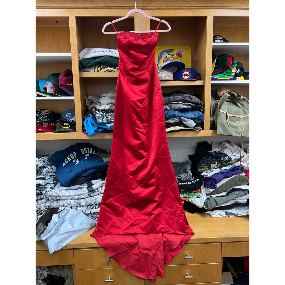 VTG Tiffany Designs Prom Dress Women Size 6 Red Satin Beaded Lace Up Formal Gown